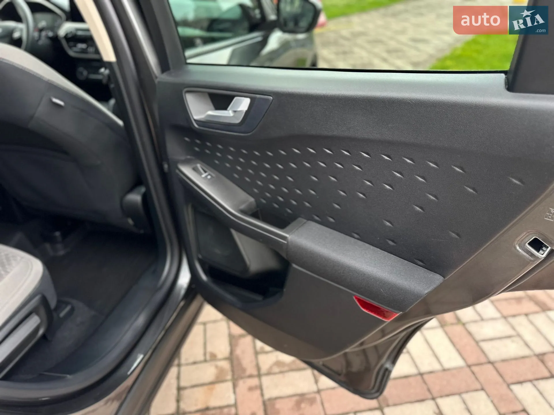 2020 Ford Escape - мініатюра 24