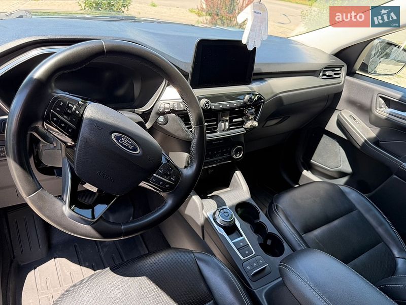 Внедорожник / Кроссовер Ford Escape 2022 в Каменец-Подольском
