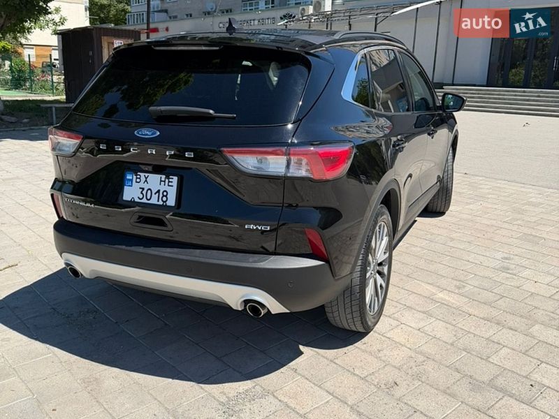 Внедорожник / Кроссовер Ford Escape 2022 в Каменец-Подольском