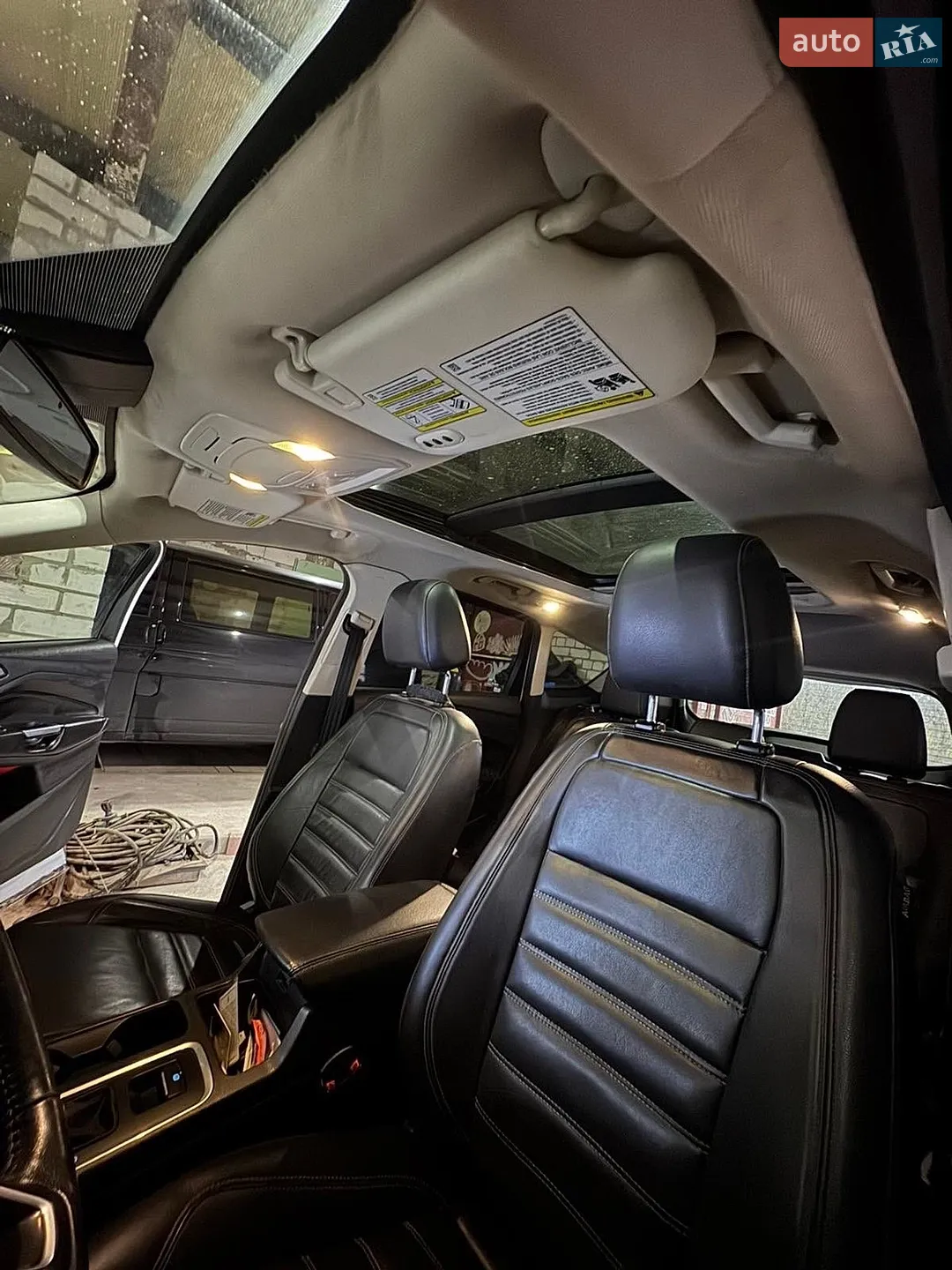 2016 Ford Escape - мініатюра 3