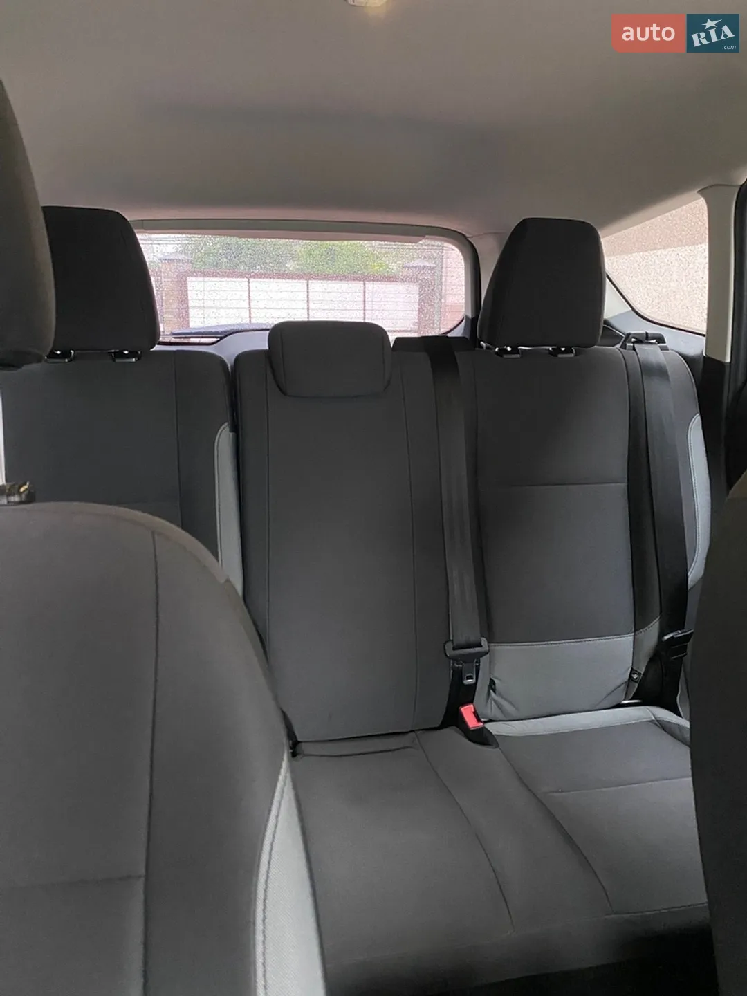Ford Escape 2015 VIN 1FMCU0F78GUB31469 фото оголошення 25 з 36