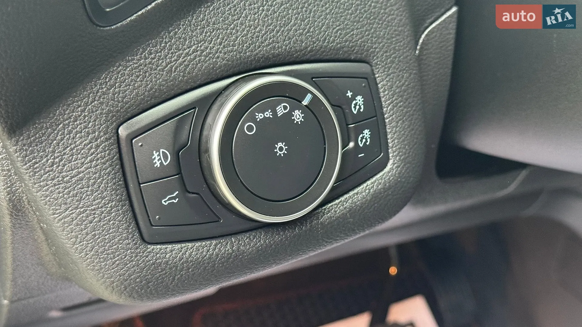 2018 Ford Escape - мініатюра 17