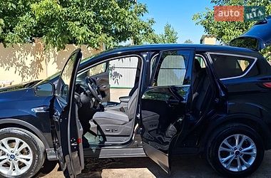 Внедорожник / Кроссовер Ford Escape 2017 в Березанке