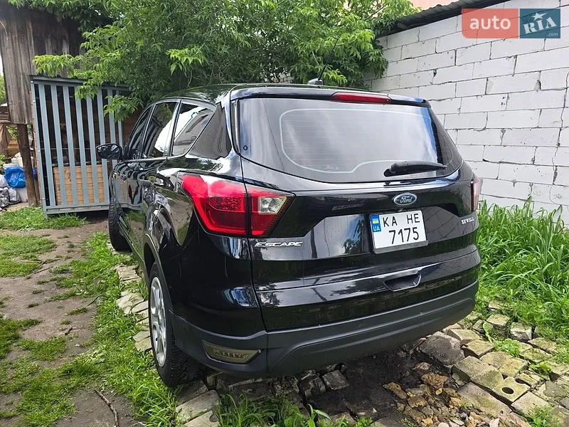 Ford Escape