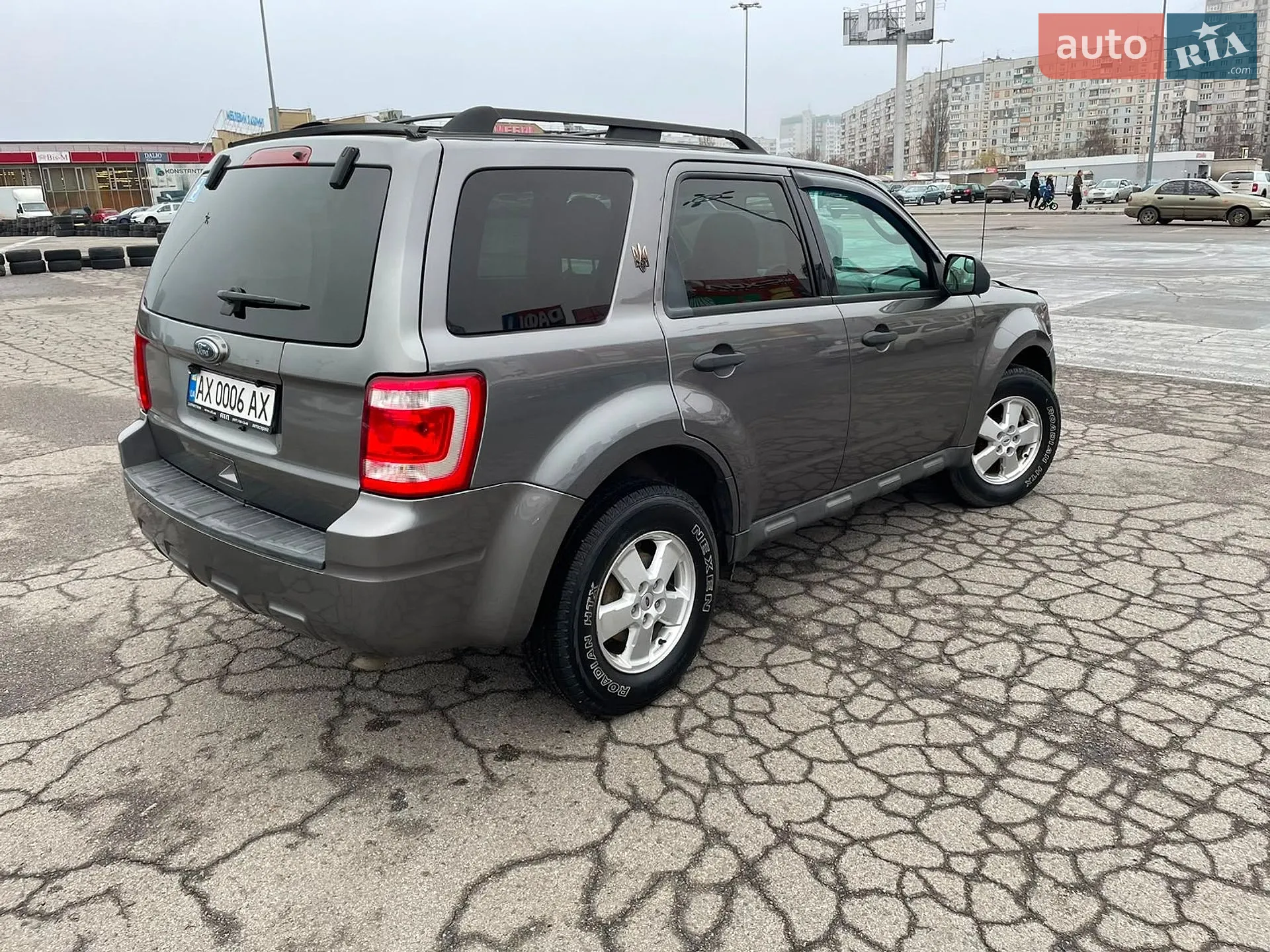 2010 Ford Escape - мініатюра 2
