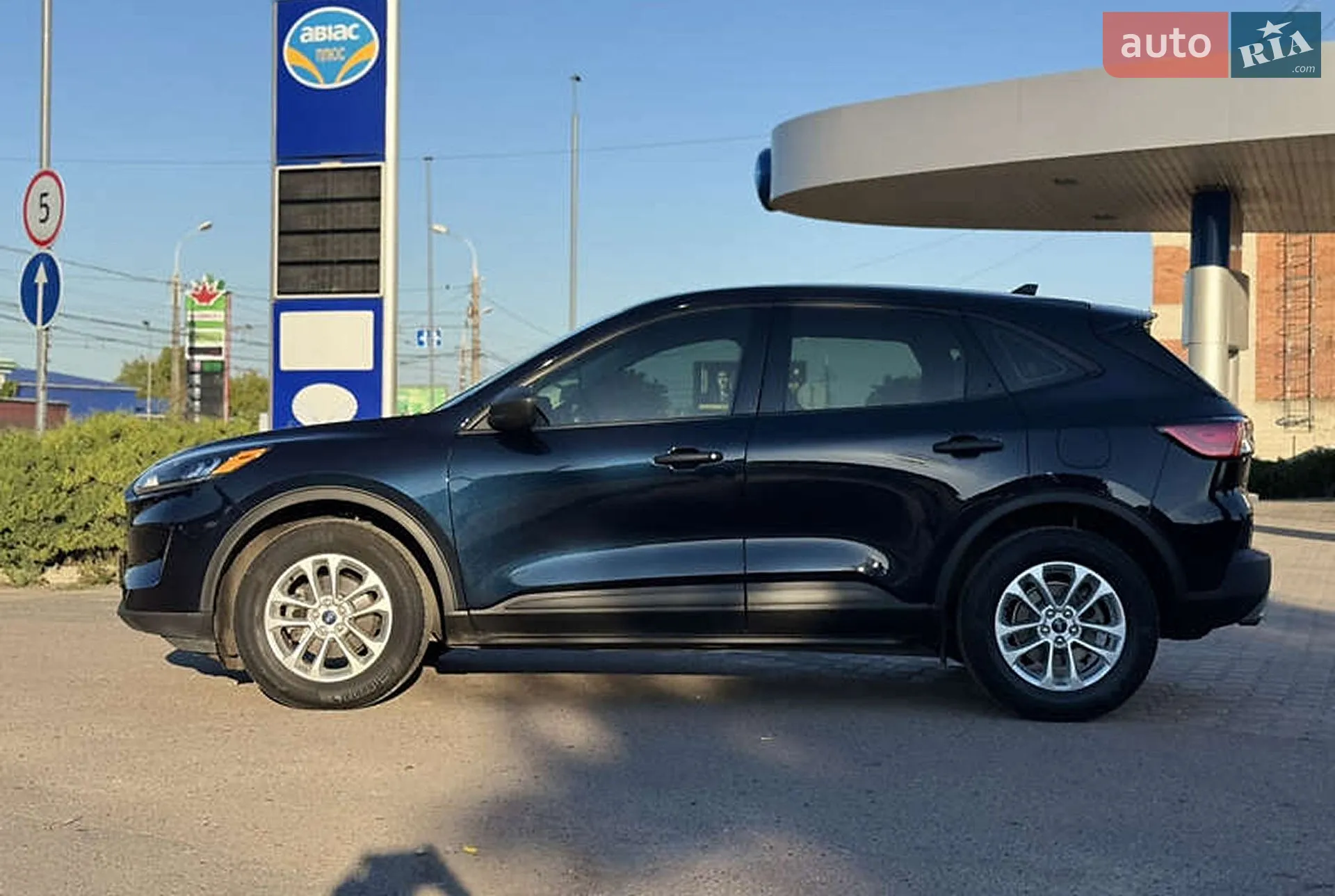 2021 Ford Escape - мініатюра 3
