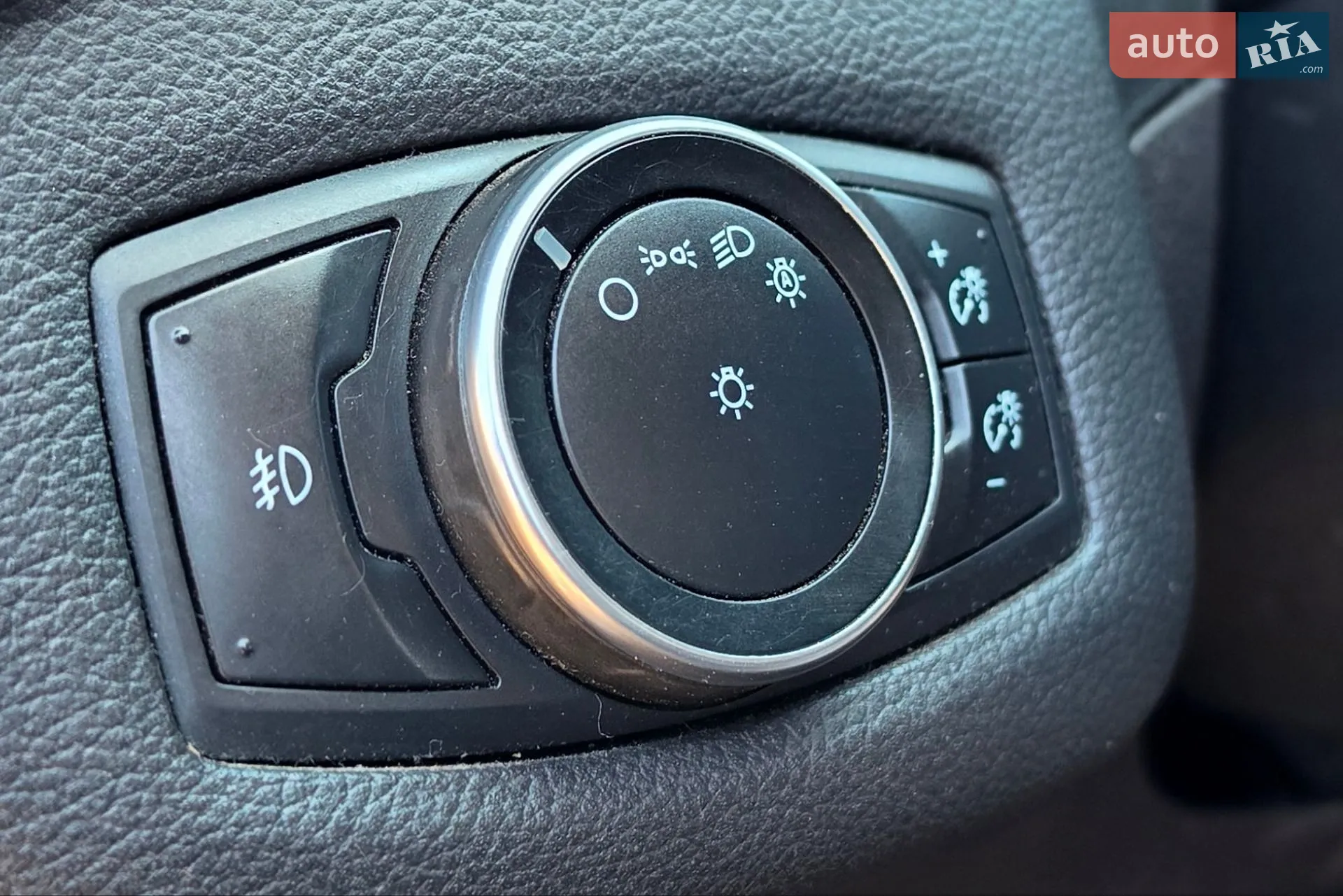 2015 Ford Escape - мініатюра 16