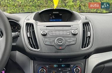 Внедорожник / Кроссовер Ford Escape 2017 в Львове