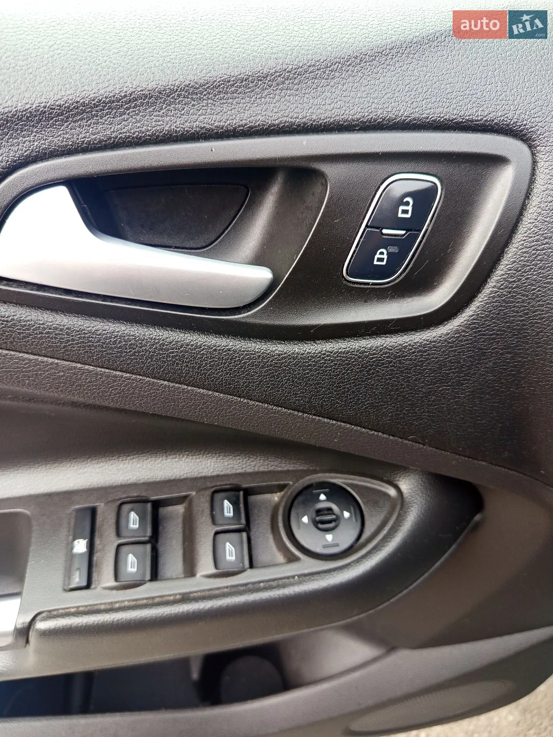 2018 Ford Escape - мініатюра 12