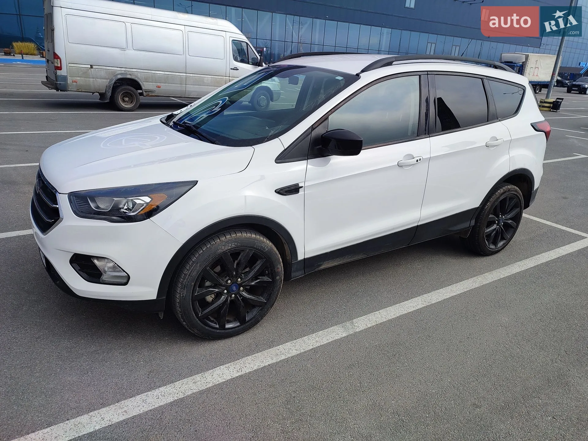 Ford Escape 2019 VIN 1FMCU0GD8KUB74948 фото оголошення 39 з 42