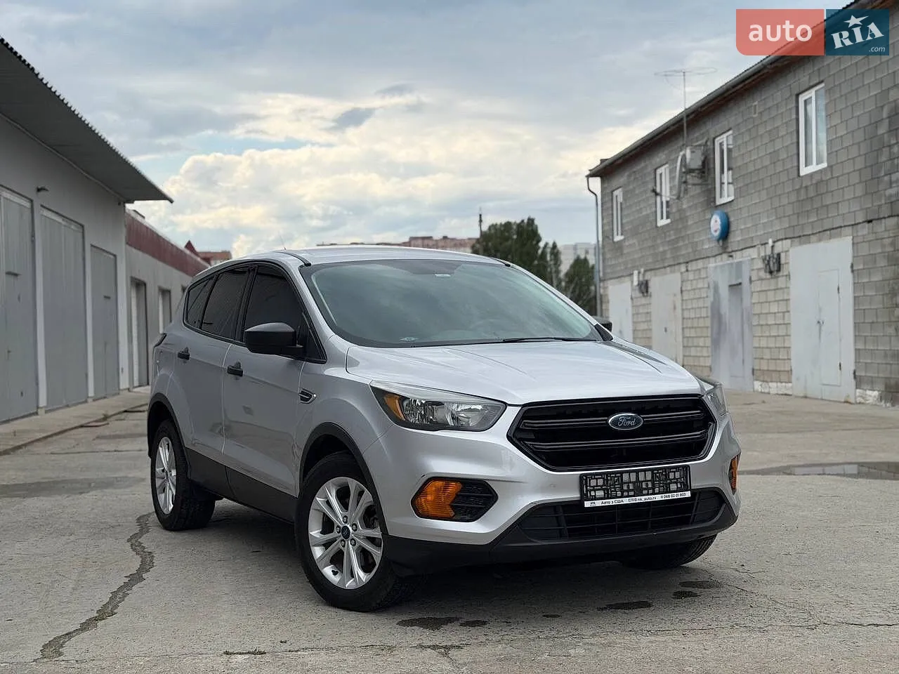 2017 Ford Escape - мініатюра 2