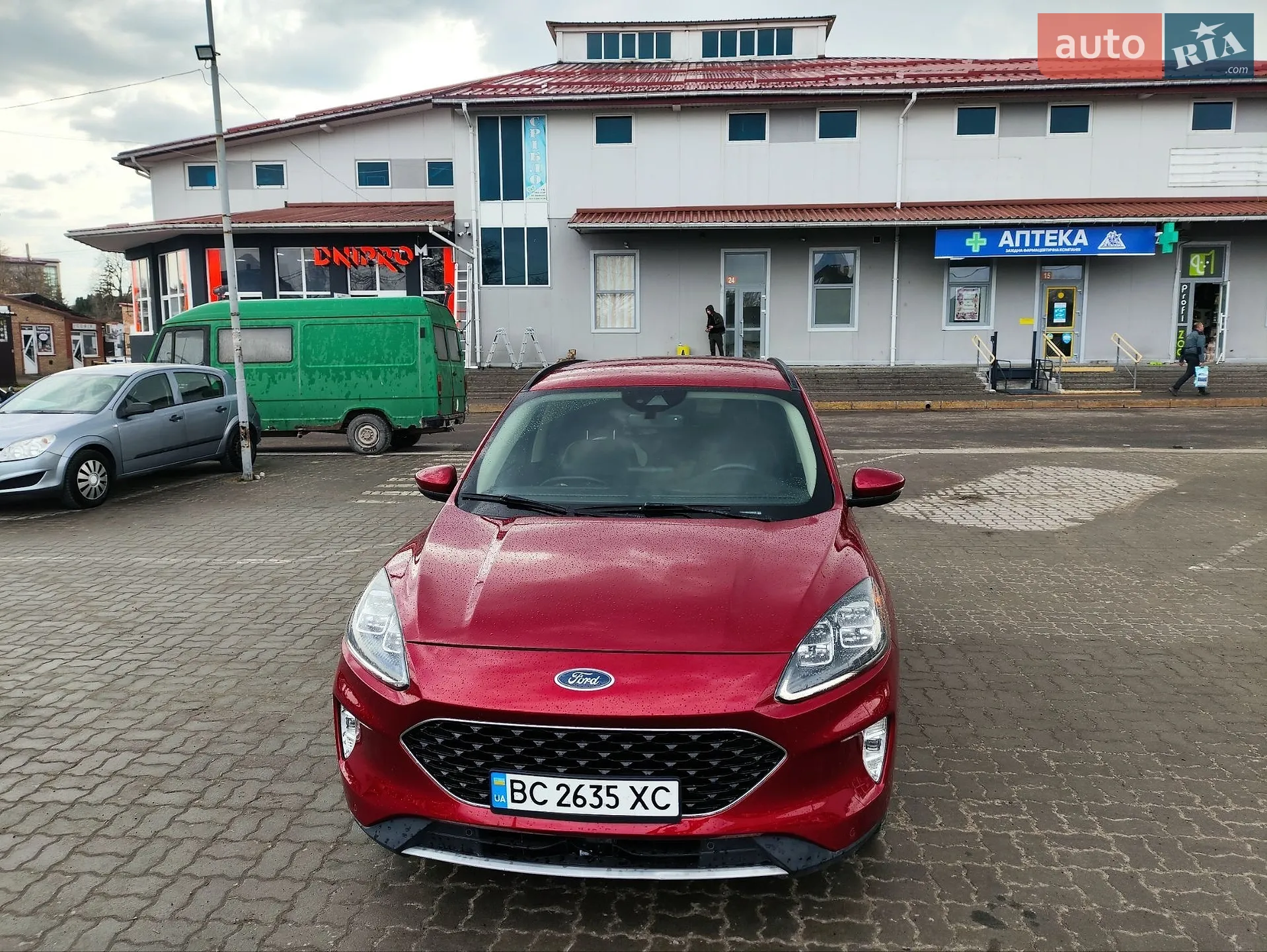 2020 Ford Escape - фото 1