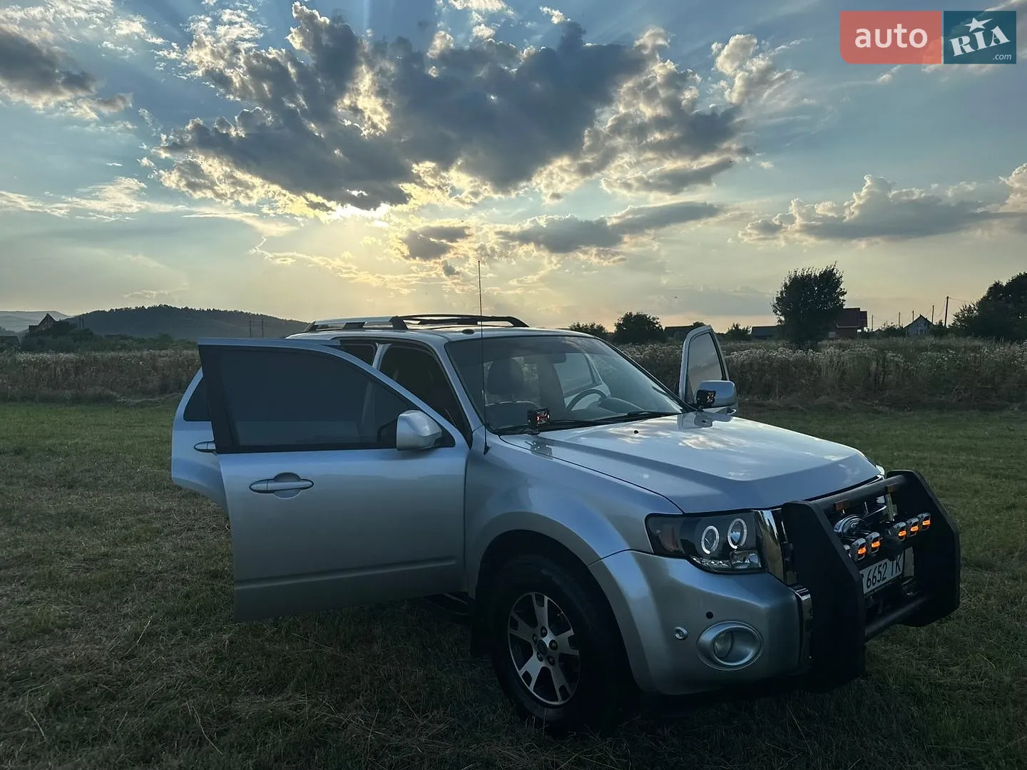 2010 Ford Escape - мініатюра 16