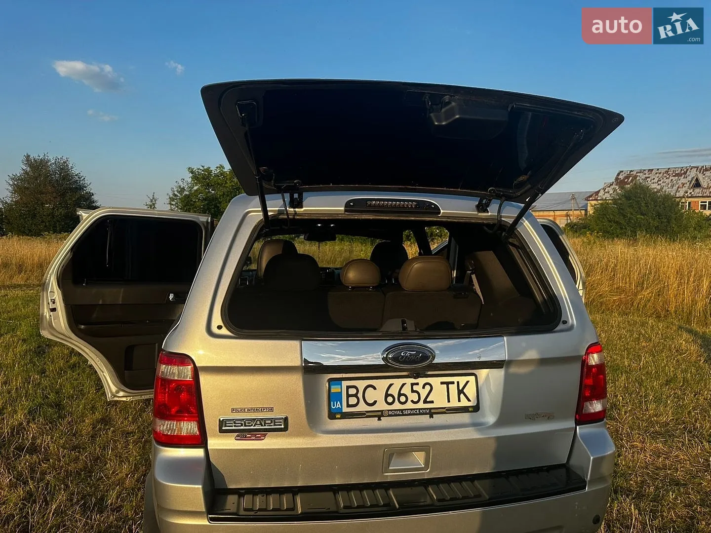 2010 Ford Escape - мініатюра 20