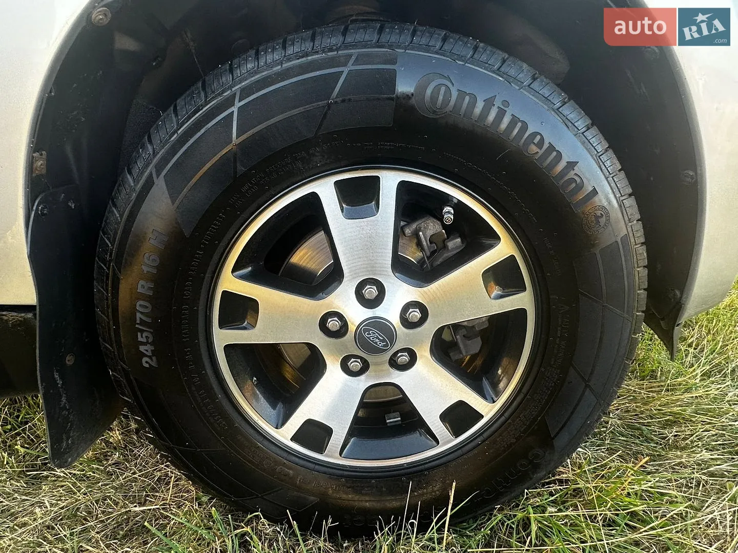 2010 Ford Escape - мініатюра 28
