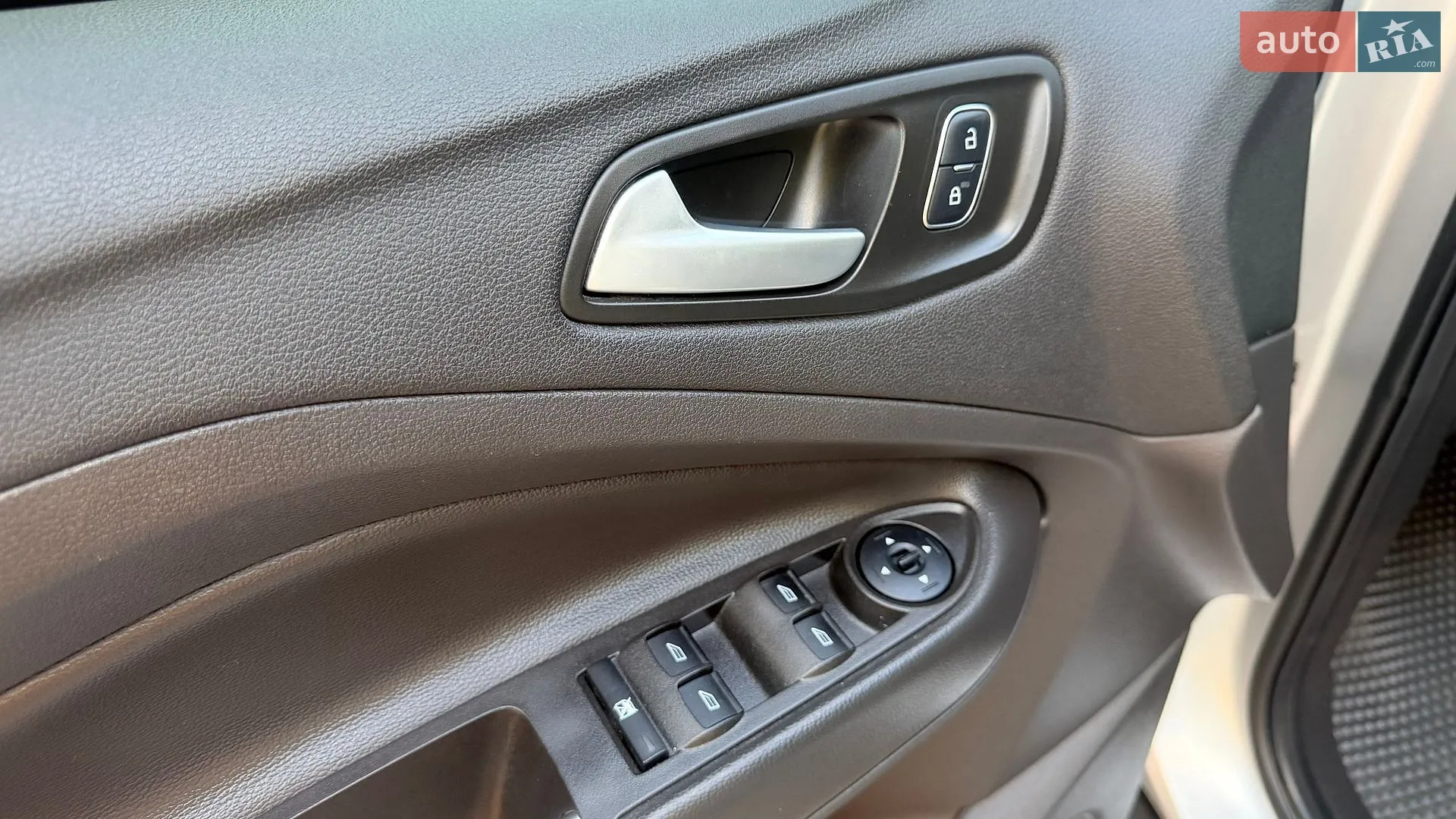 2017 Ford Escape - мініатюра 33
