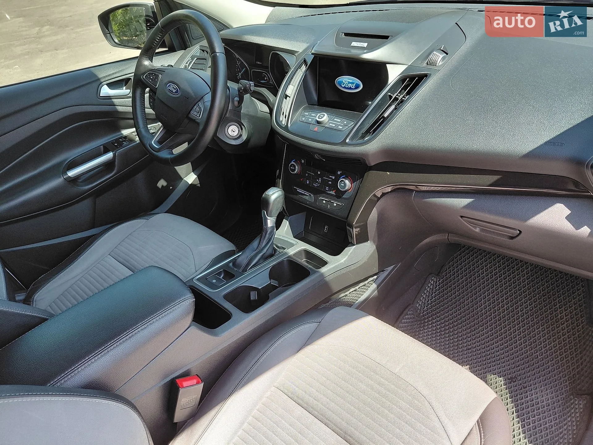 2017 Ford Escape - мініатюра 18