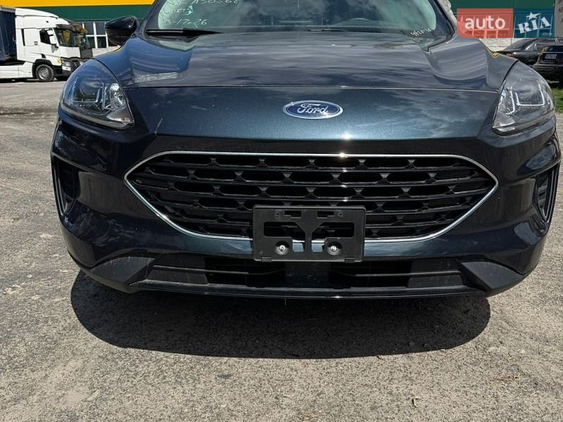 Ford Escape, фото з оголошення