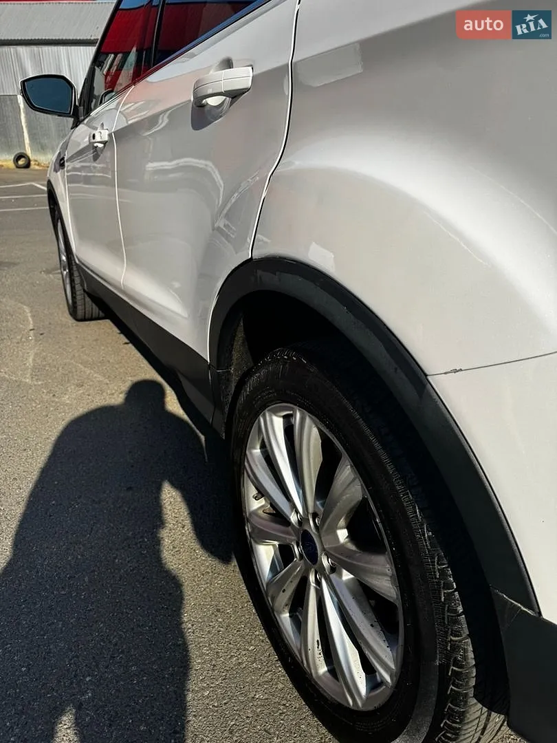 2017 Ford Escape - мініатюра 3