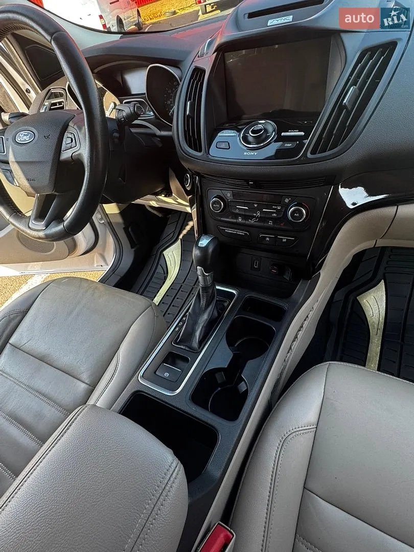 2017 Ford Escape - мініатюра 13