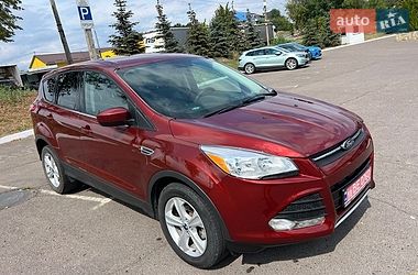 Позашляховик / Кросовер Ford Escape 2015 в Рівному