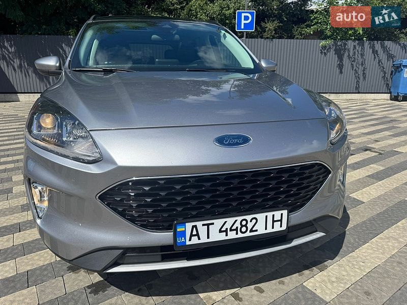 Внедорожник / Кроссовер Ford Escape 2021 в Ужгороде