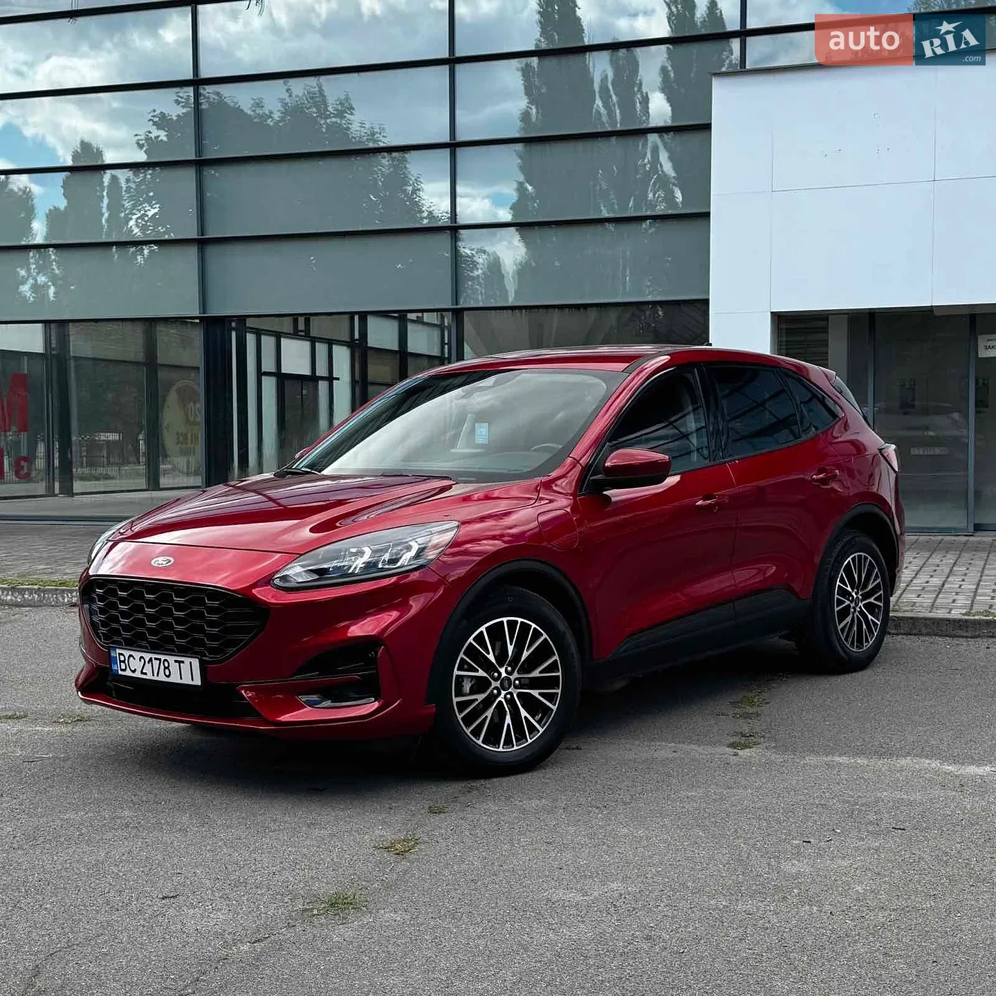 2020 Ford Escape - фото 1