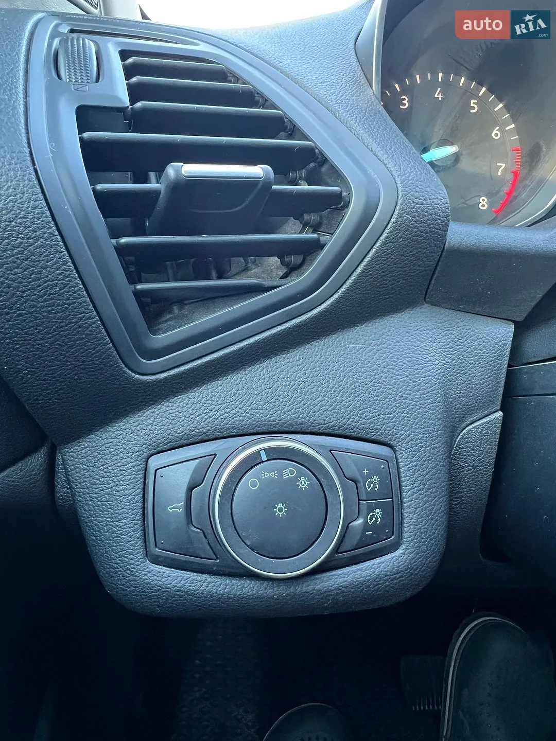 2017 Ford Escape - мініатюра 10