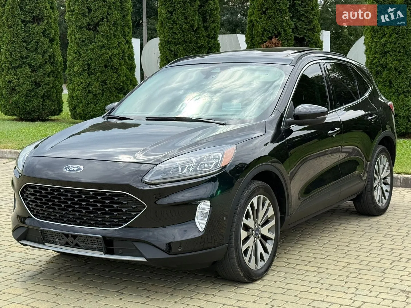 2020 Ford Escape - фото 1