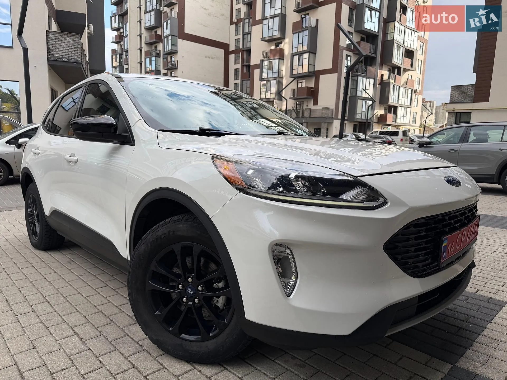2020 Ford Escape - фото 1