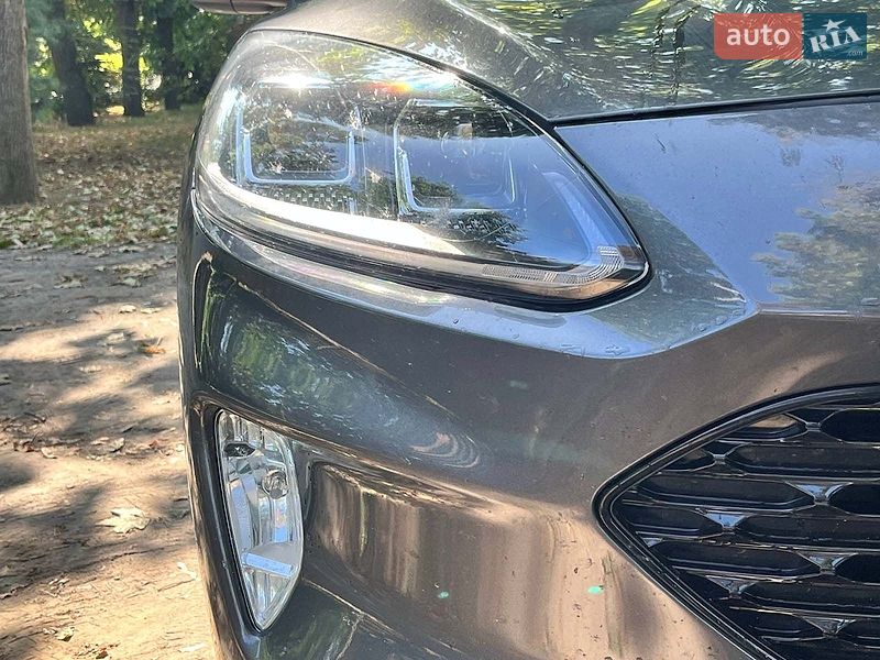 Внедорожник / Кроссовер Ford Escape 2020 в Киеве
