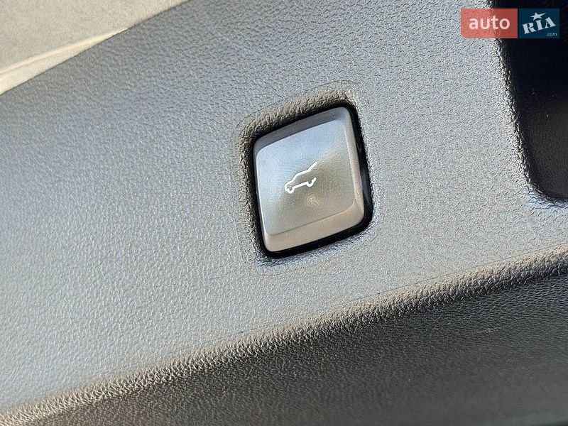 Внедорожник / Кроссовер Ford Escape 2021 в Ровно