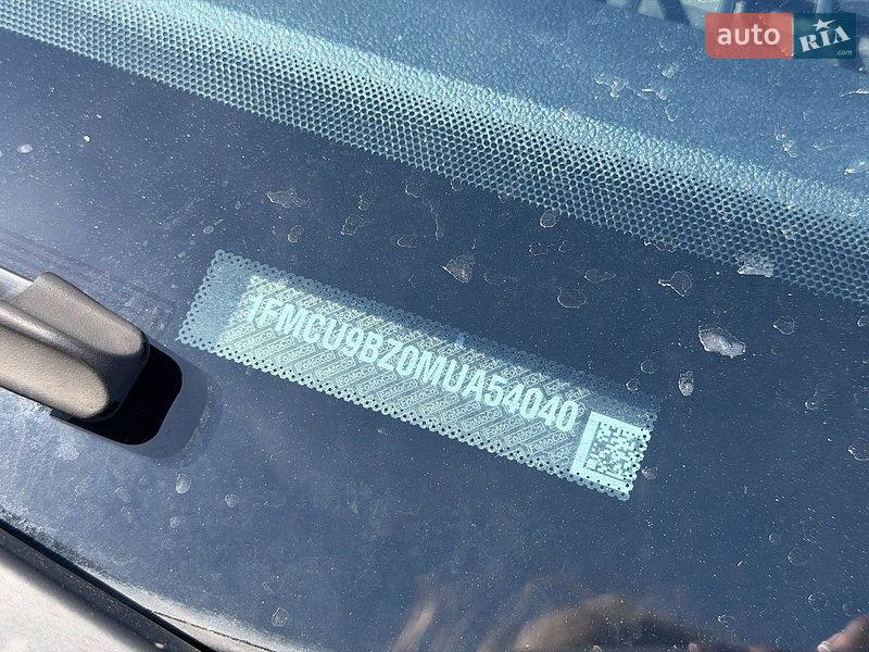Внедорожник / Кроссовер Ford Escape 2021 в Ровно
