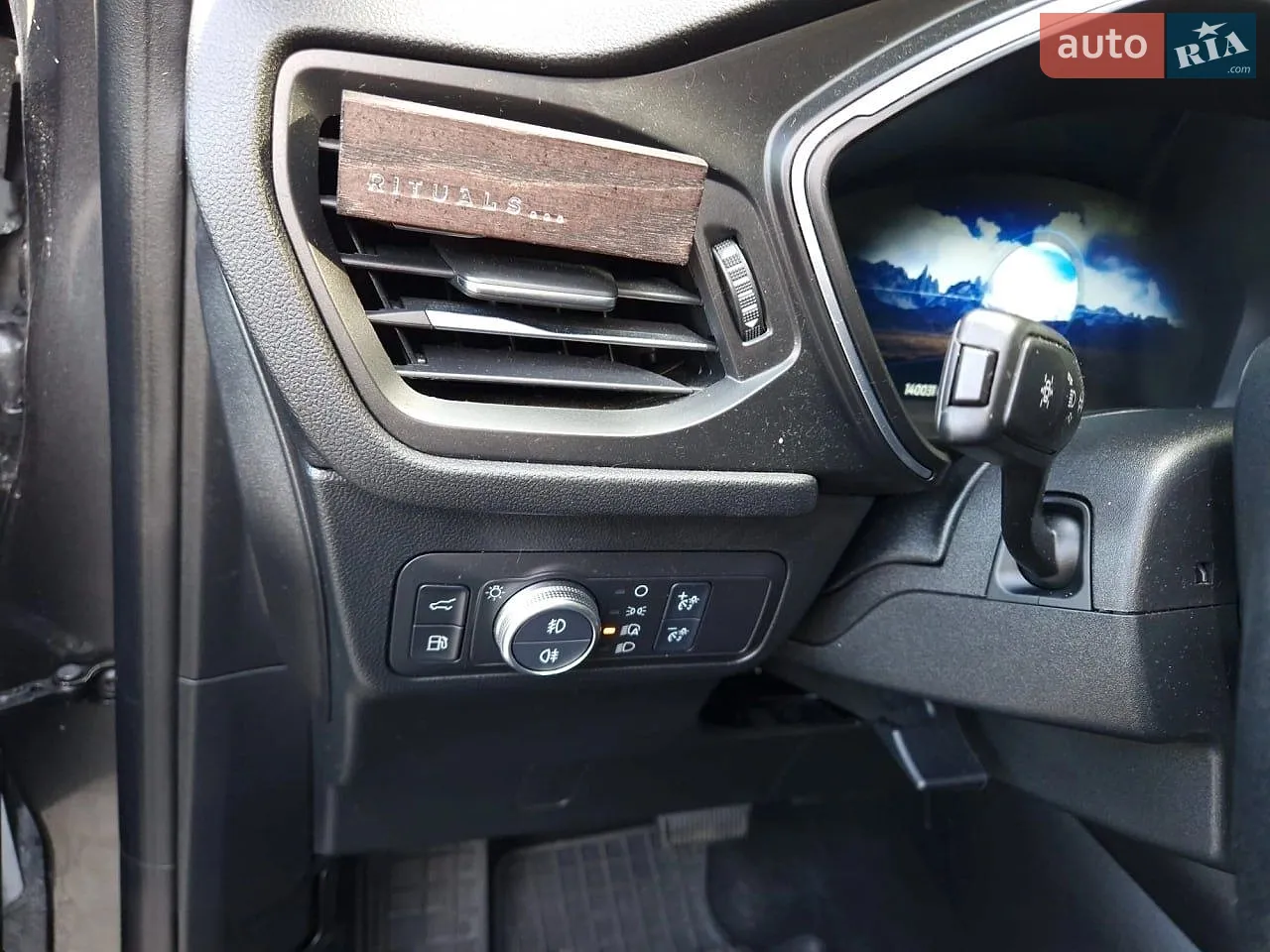 2020 Ford Escape - мініатюра 6