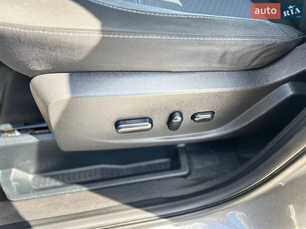 2016 Ford Escape - мініатюра 25