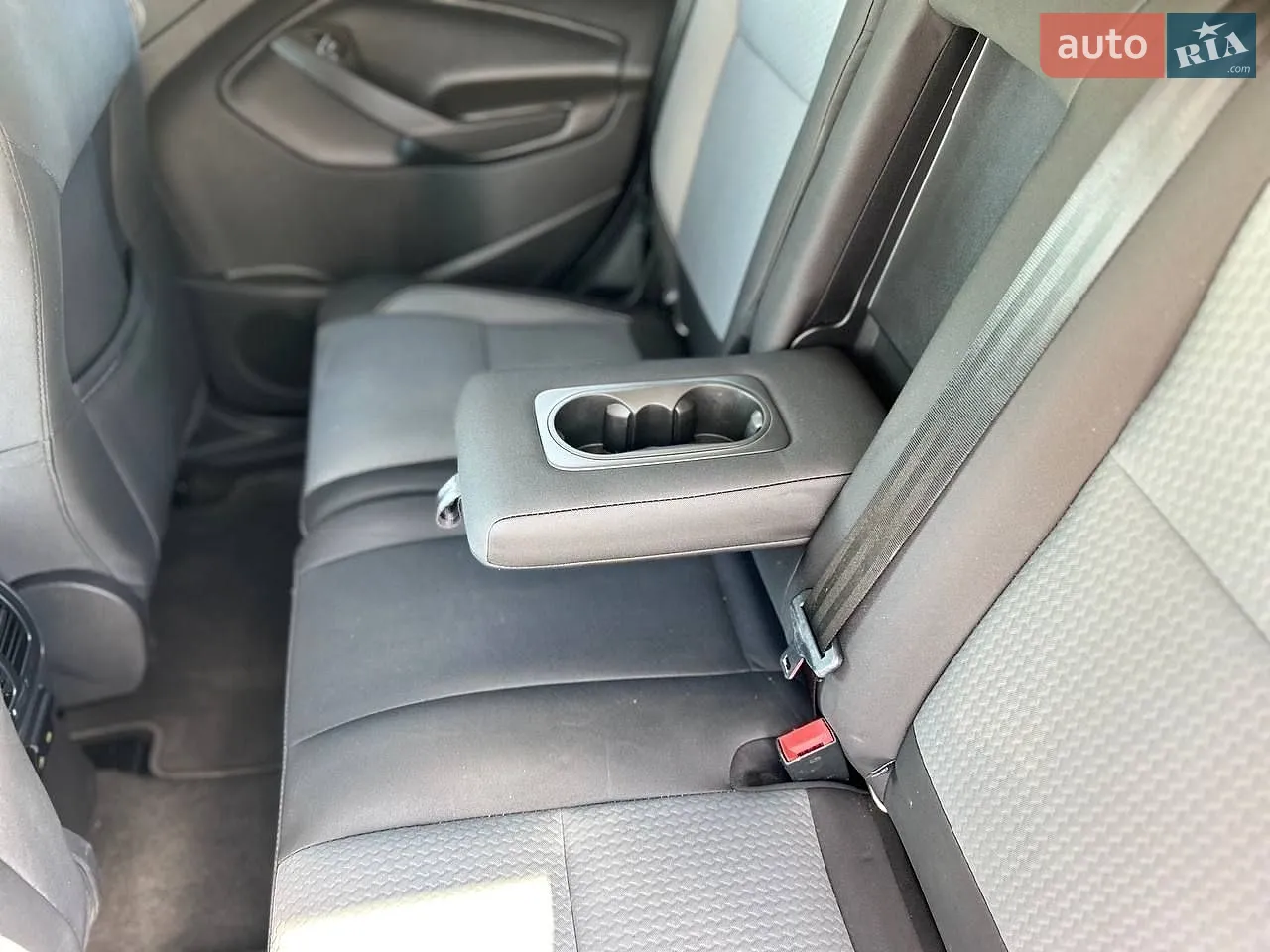 2016 Ford Escape - мініатюра 34
