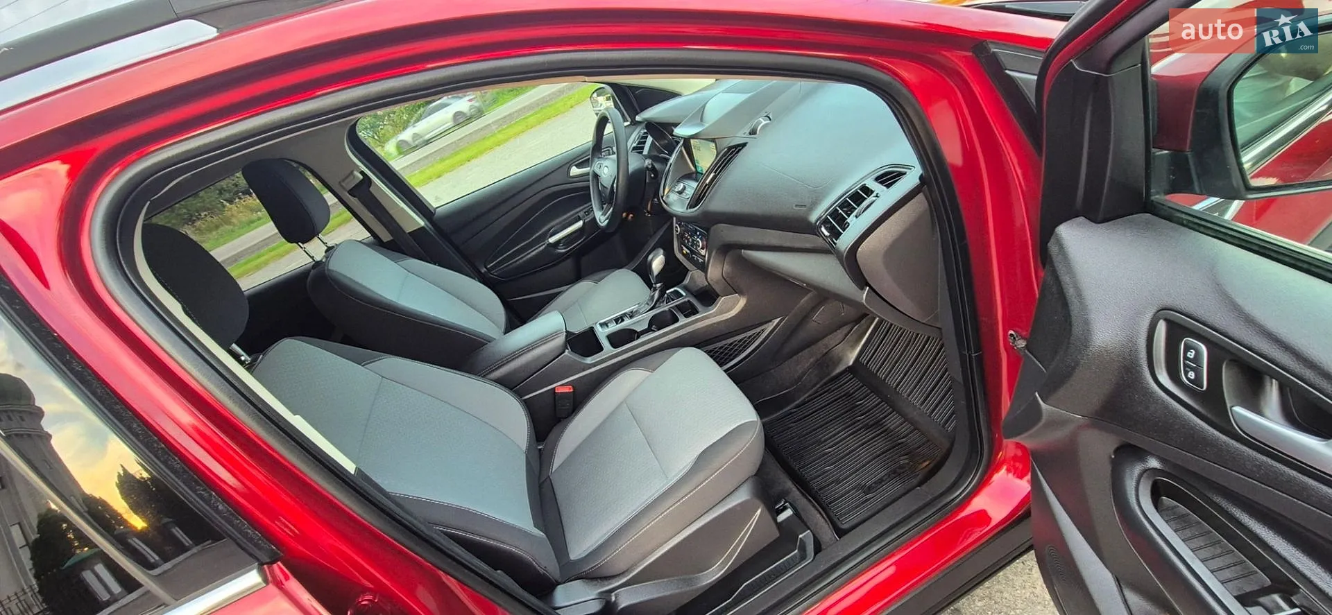 2019 Ford Escape - мініатюра 17