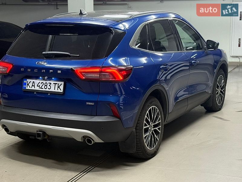 Внедорожник / Кроссовер Ford Escape 2023 в Киеве