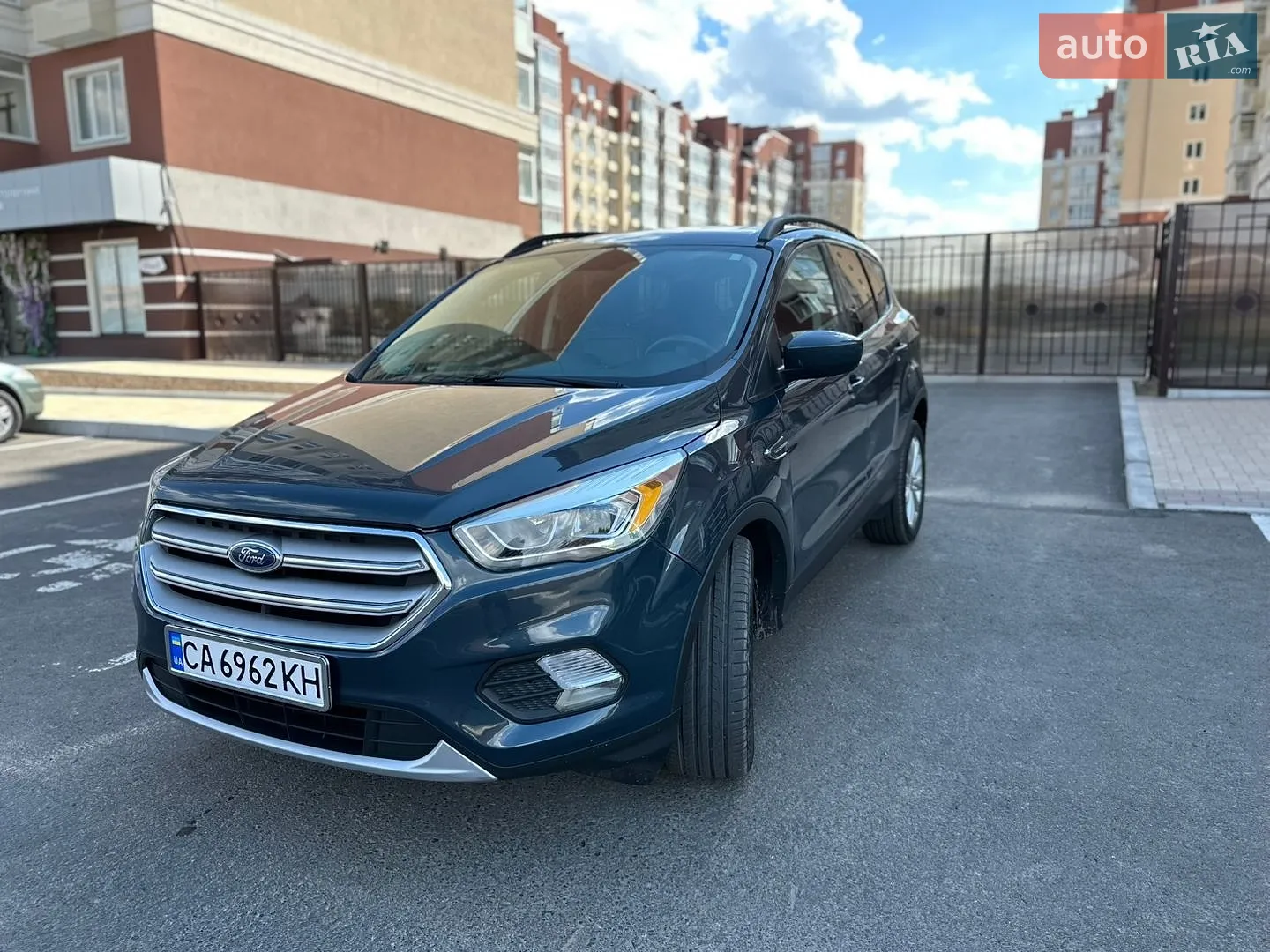 2019 Ford Escape - фото 1