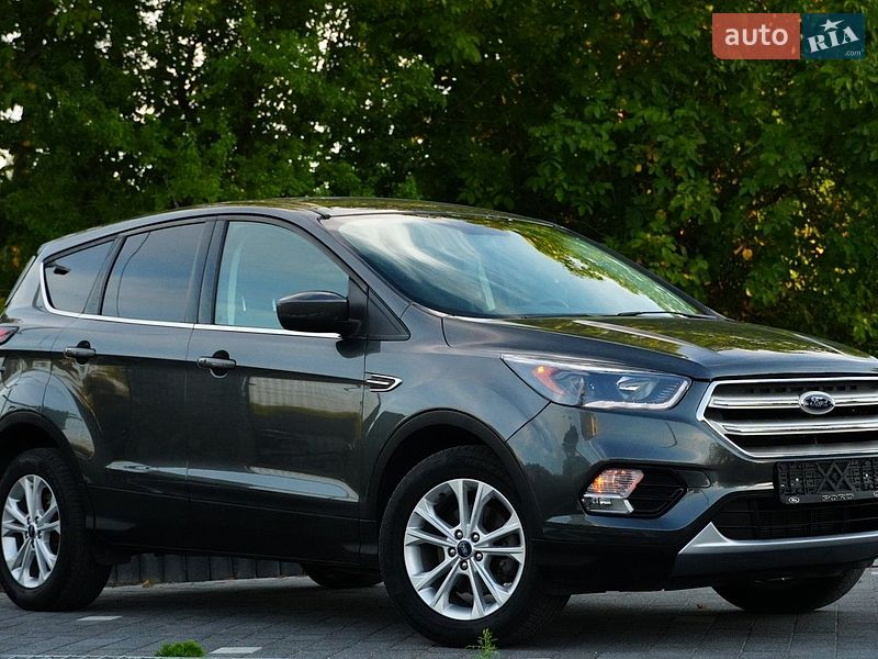 Внедорожник / Кроссовер Ford Escape 2018 в Дрогобыче