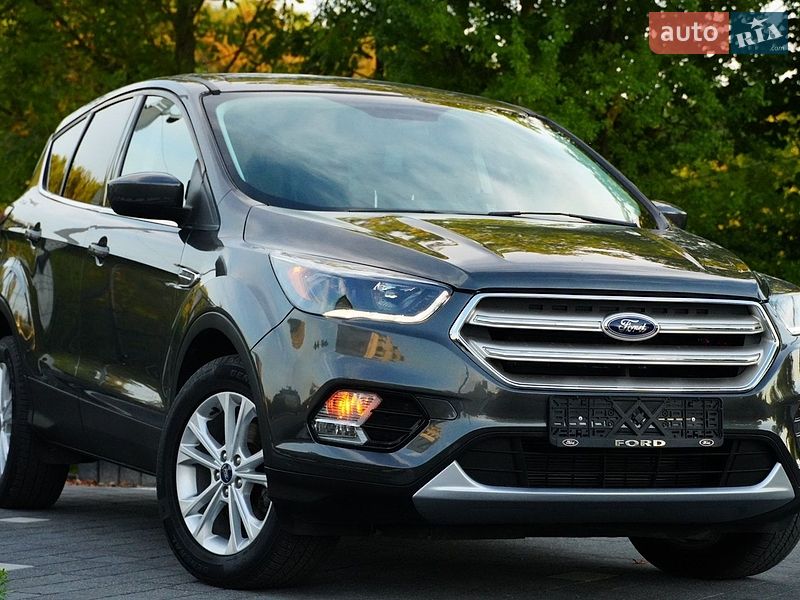Внедорожник / Кроссовер Ford Escape 2018 в Дрогобыче
