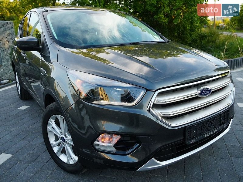 Внедорожник / Кроссовер Ford Escape 2018 в Дрогобыче