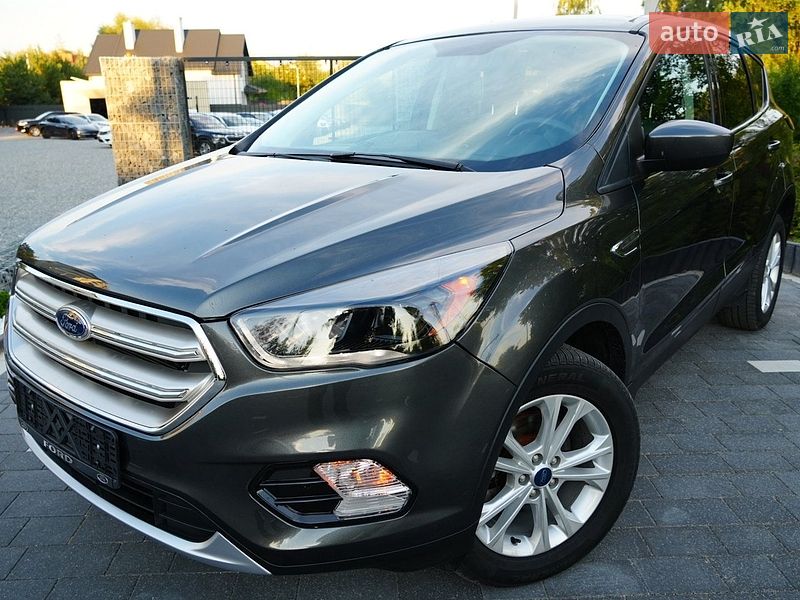 Внедорожник / Кроссовер Ford Escape 2018 в Дрогобыче
