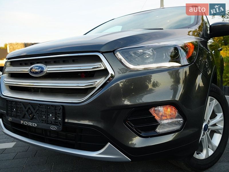 Внедорожник / Кроссовер Ford Escape 2018 в Дрогобыче