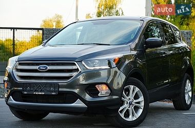 Внедорожник / Кроссовер Ford Escape 2018 в Дрогобыче