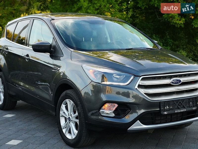 Внедорожник / Кроссовер Ford Escape 2018 в Дрогобыче