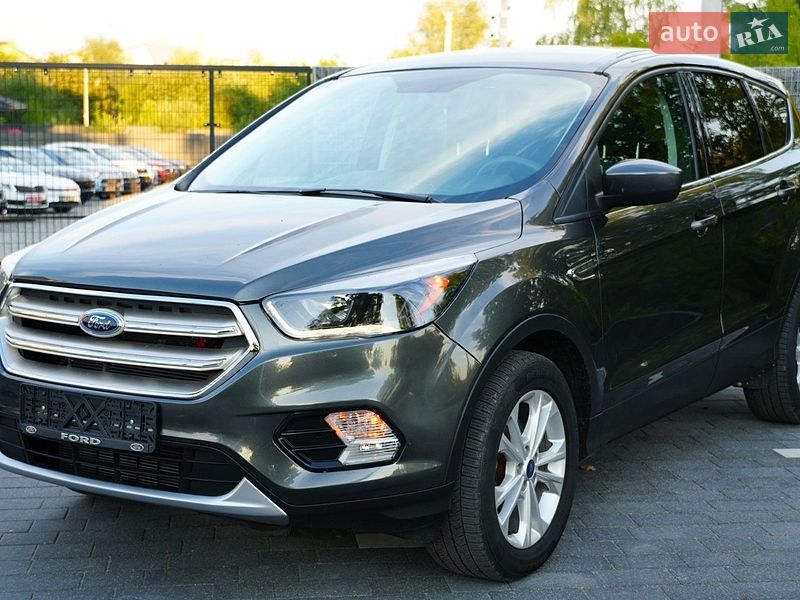 Внедорожник / Кроссовер Ford Escape 2018 в Дрогобыче