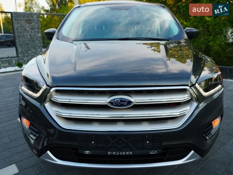 Внедорожник / Кроссовер Ford Escape 2018 в Дрогобыче
