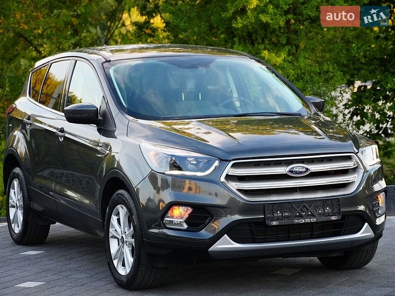 Внедорожник / Кроссовер Ford Escape 2018 в Дрогобыче
