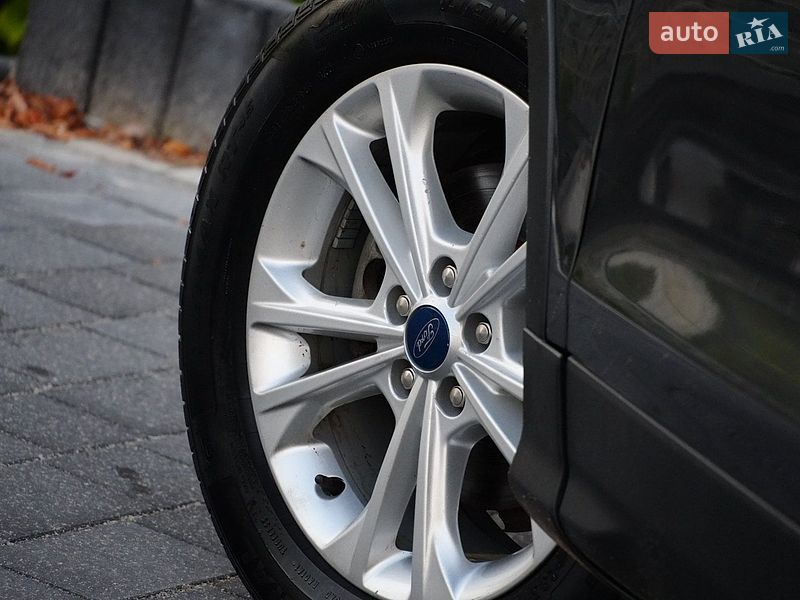 Внедорожник / Кроссовер Ford Escape 2018 в Дрогобыче